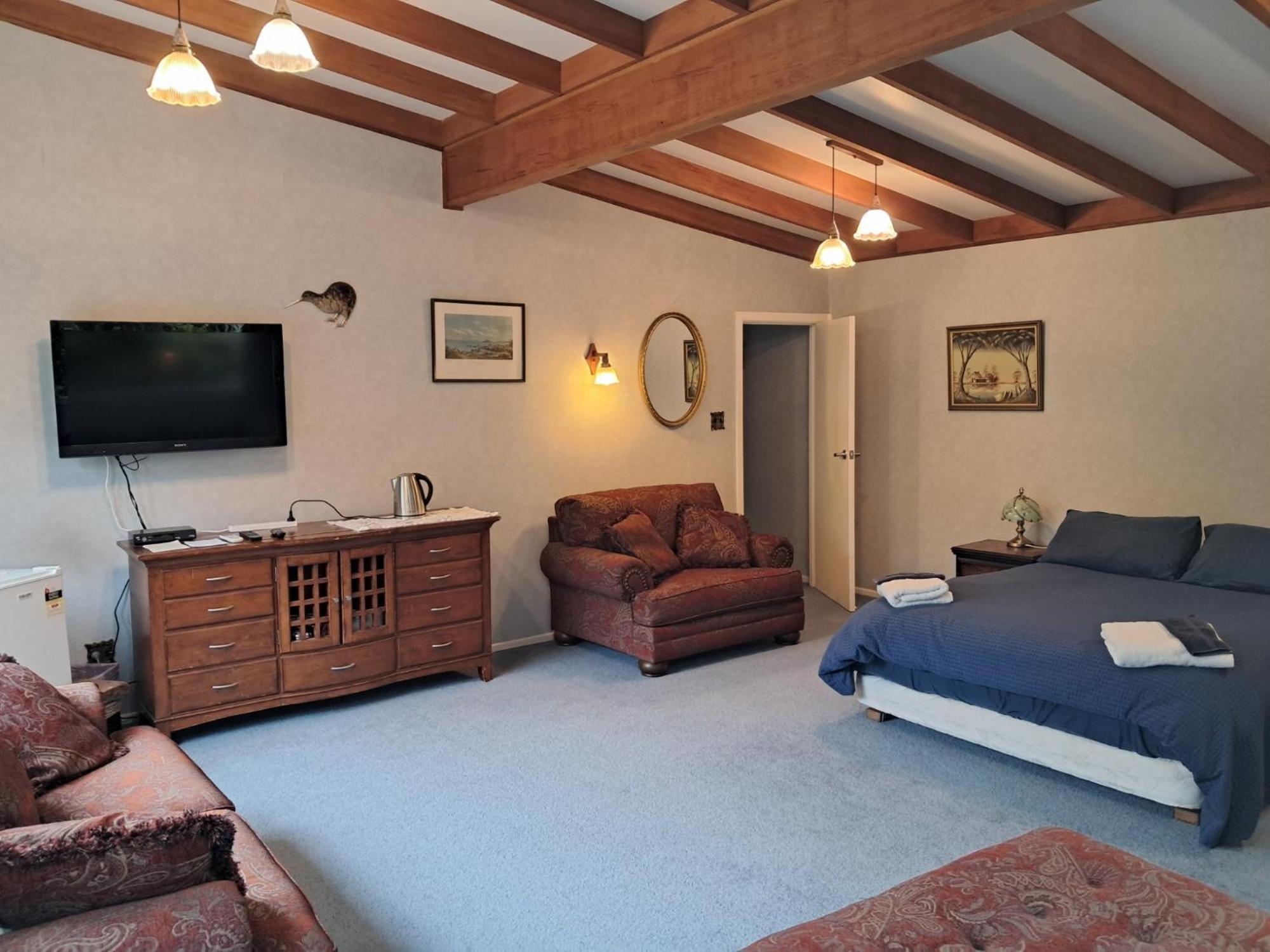 Niloc Bed & Breakfast Waimate Екстериор снимка