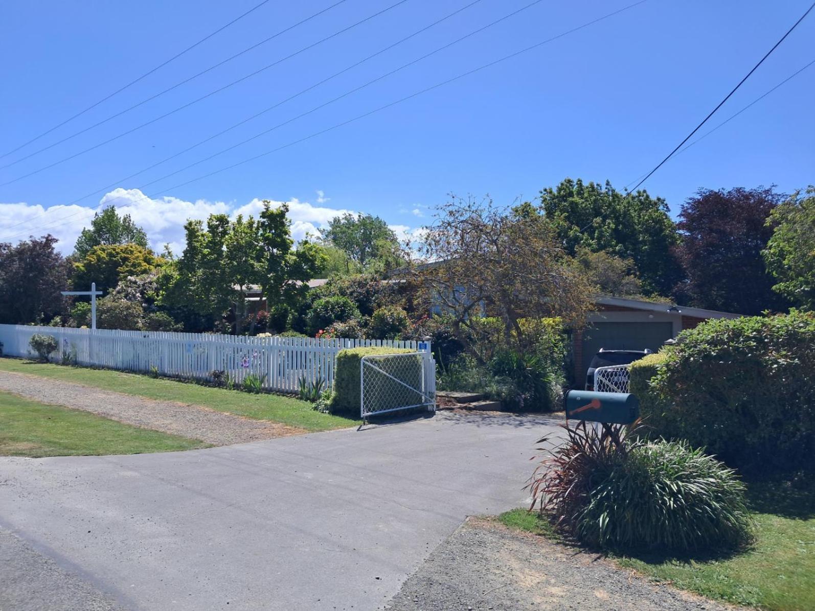 Niloc Bed & Breakfast Waimate Екстериор снимка